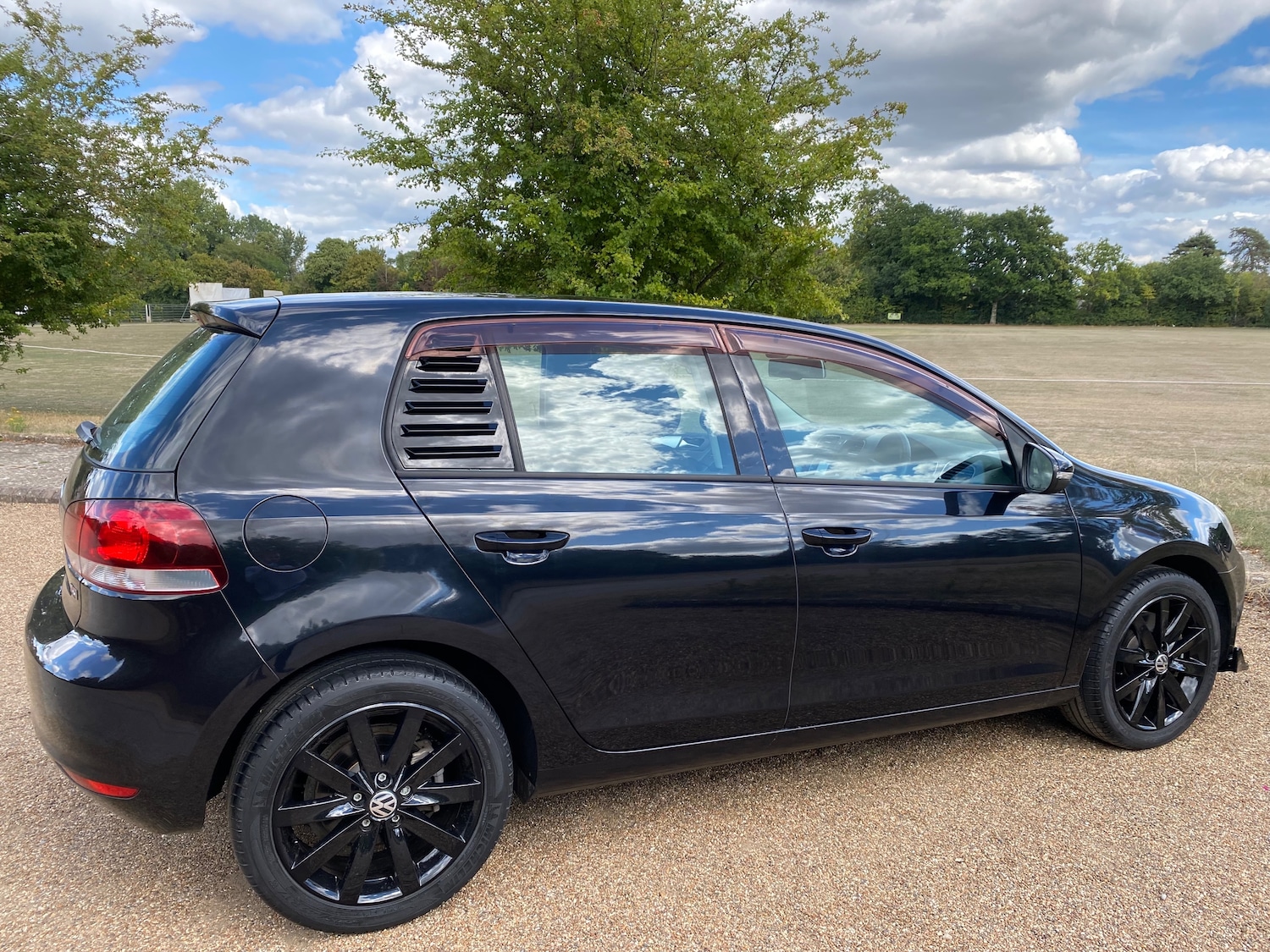 Used Volkswagen Golf 2011 for sale - 77211704: Photo 36
