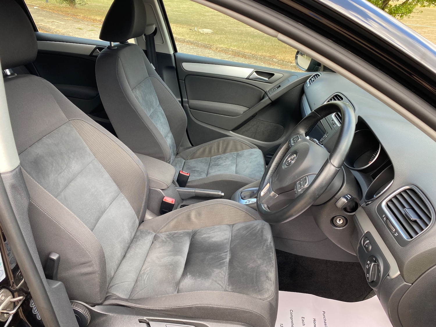 Used Volkswagen Golf 2011 for sale - 77211704: Photo 41