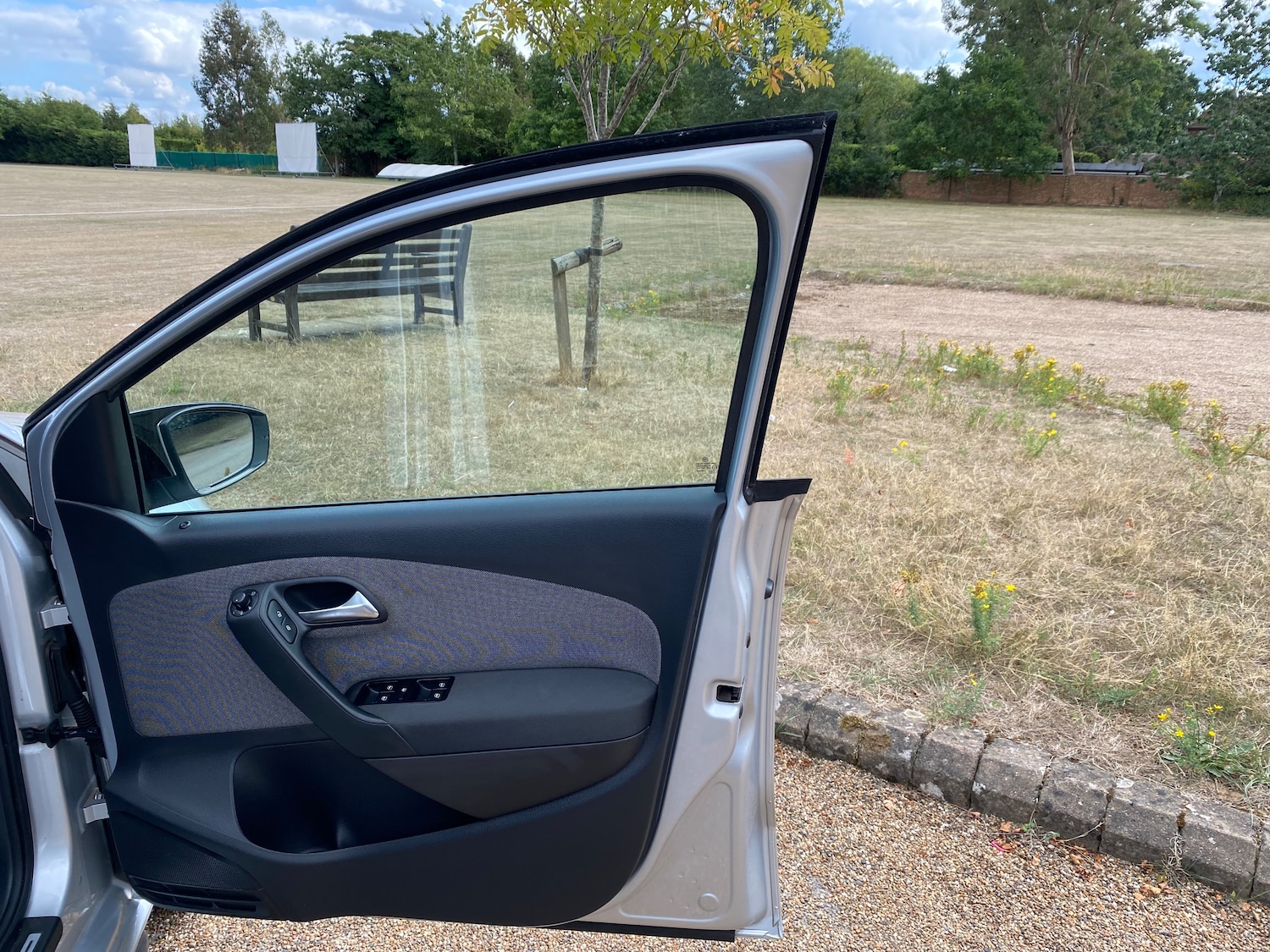 Used Volkswagen Polo 2012 for sale - 77211686: Photo 33