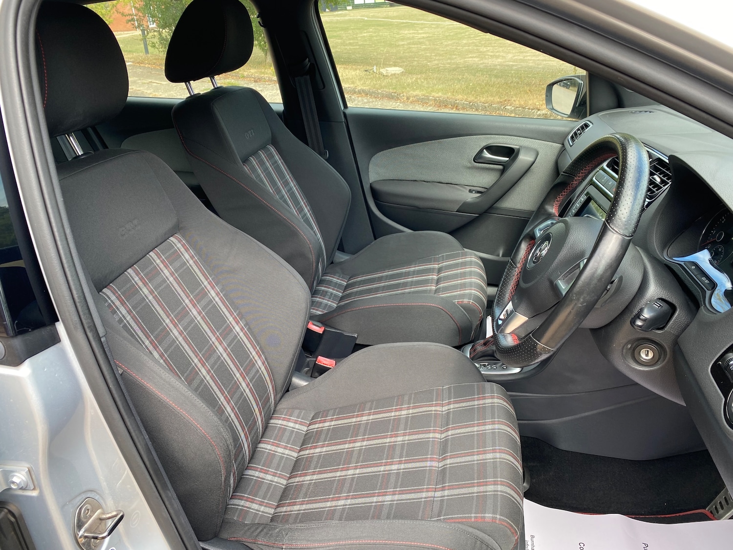 Used Volkswagen Polo 2012 for sale - 77211686: Photo 41