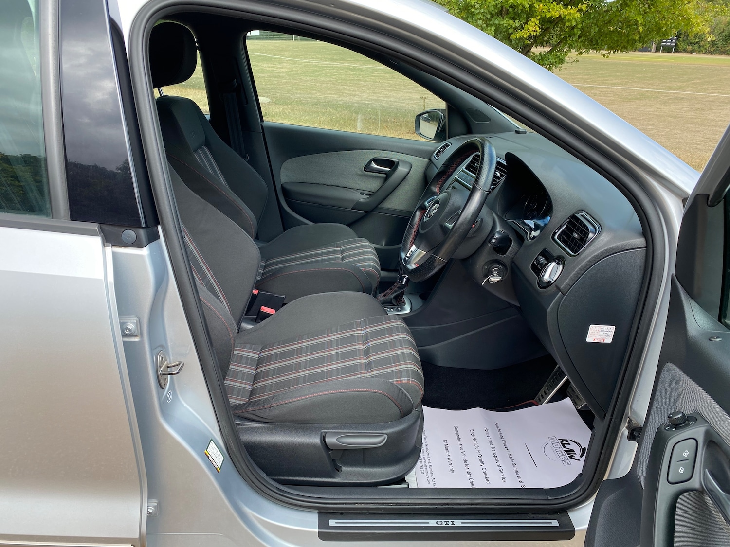 Used Volkswagen Polo 2012 for sale - 77211686: Photo 9