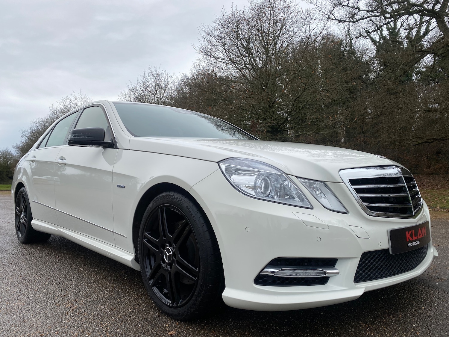 Used Mercedes-Benz E Class 2012 for sale - 76888939: Photo 1
