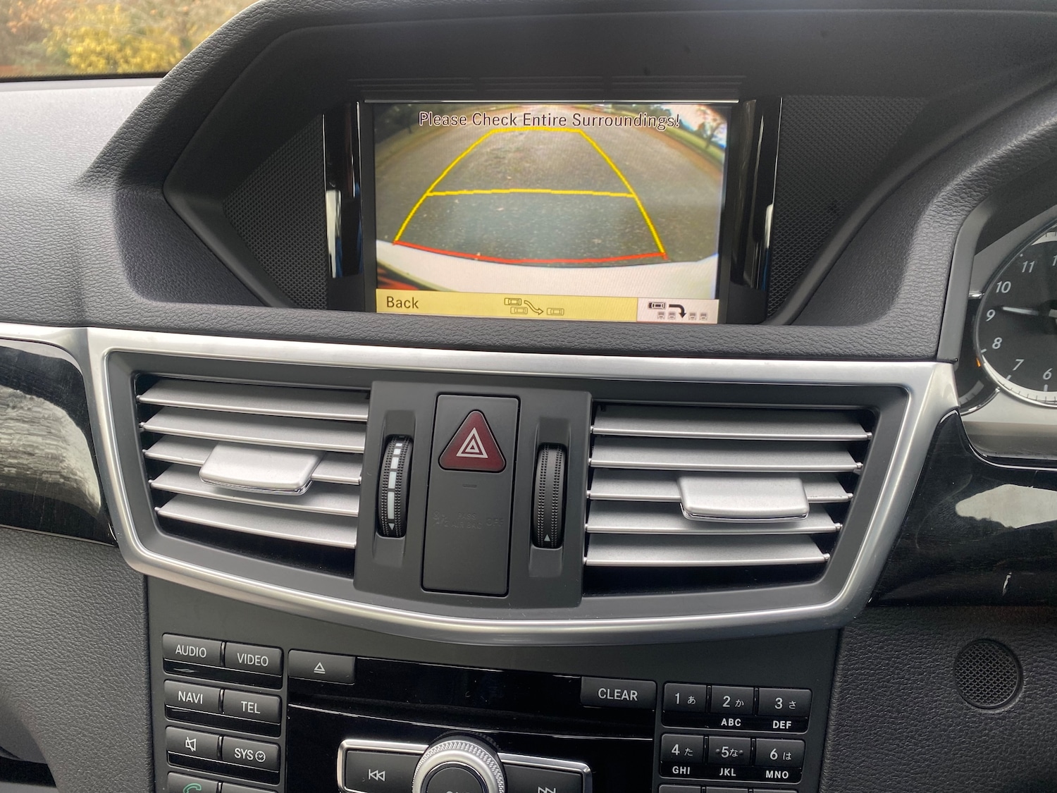 Used Mercedes-Benz E Class 2012 for sale - 76888939: Photo 21