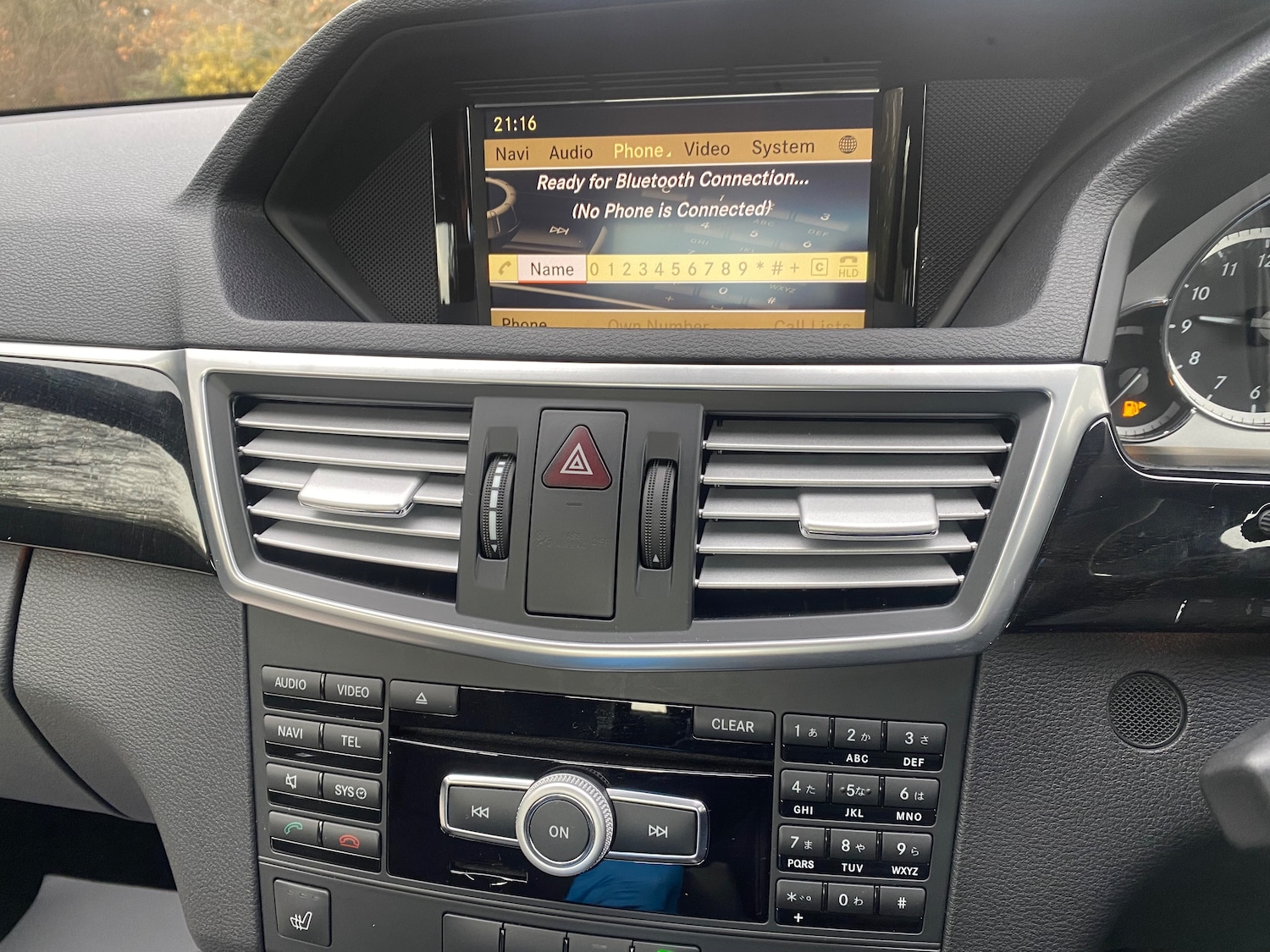 Used Mercedes-Benz E Class 2012 for sale - 76888939: Photo 23