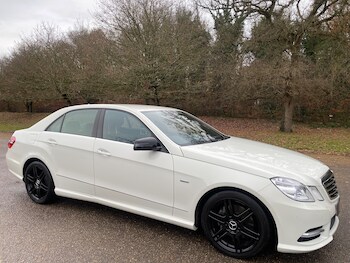 Used Mercedes-Benz E Class 2012 for sale - 76888939: Photo