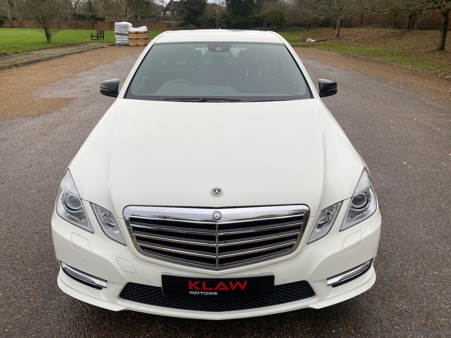 Used Mercedes-Benz E Class 2012 for sale - 76888939: Photo 3