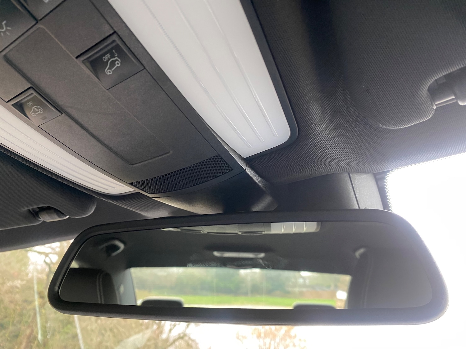 Used Mercedes-Benz E Class 2012 for sale - 76888939: Photo 45