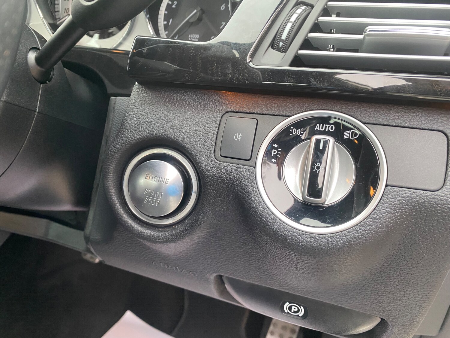 Used Mercedes-Benz E Class 2012 for sale - 76888939: Photo 56