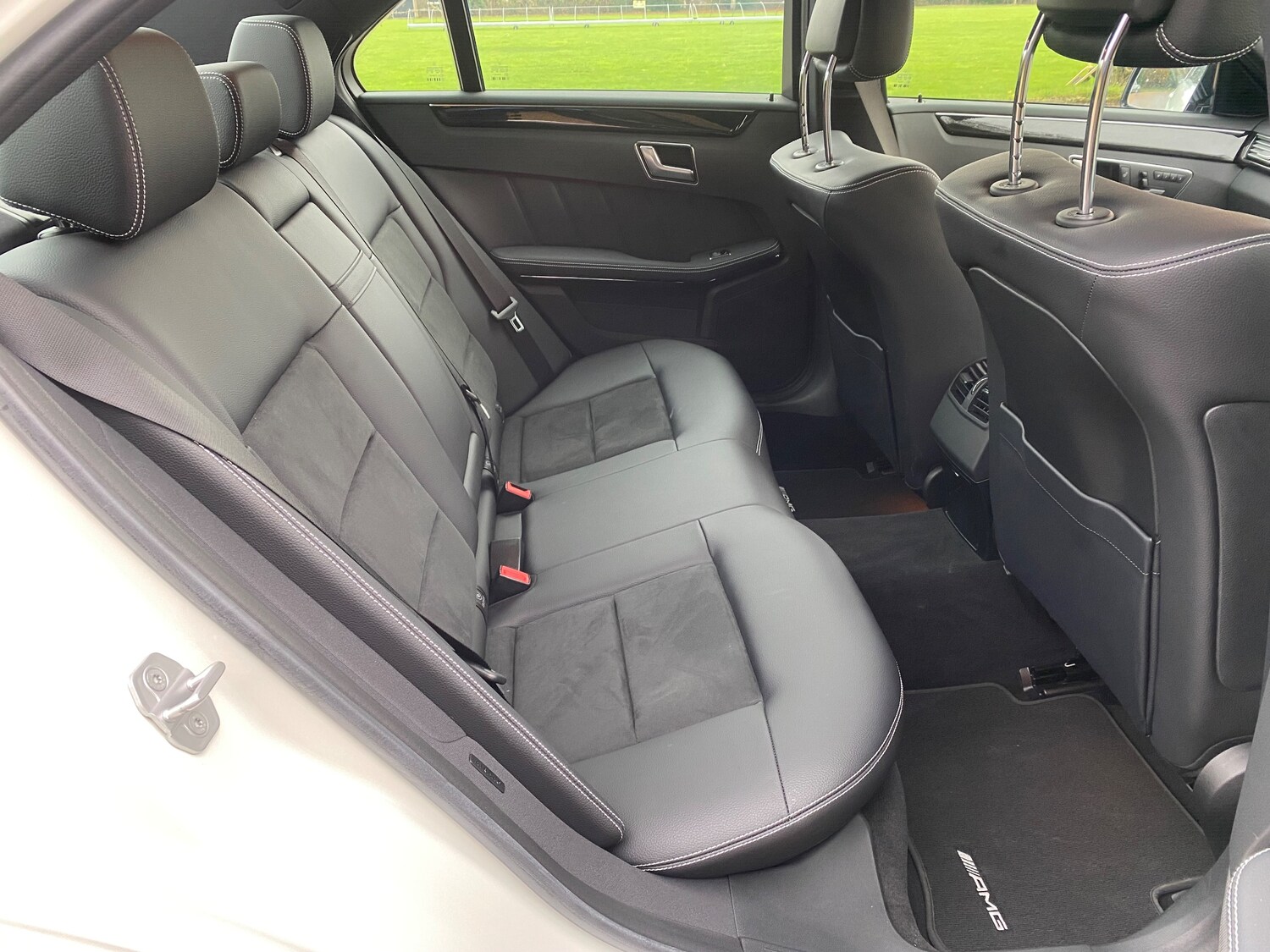 Used Mercedes-Benz E Class 2012 for sale - 76888939: Photo 58