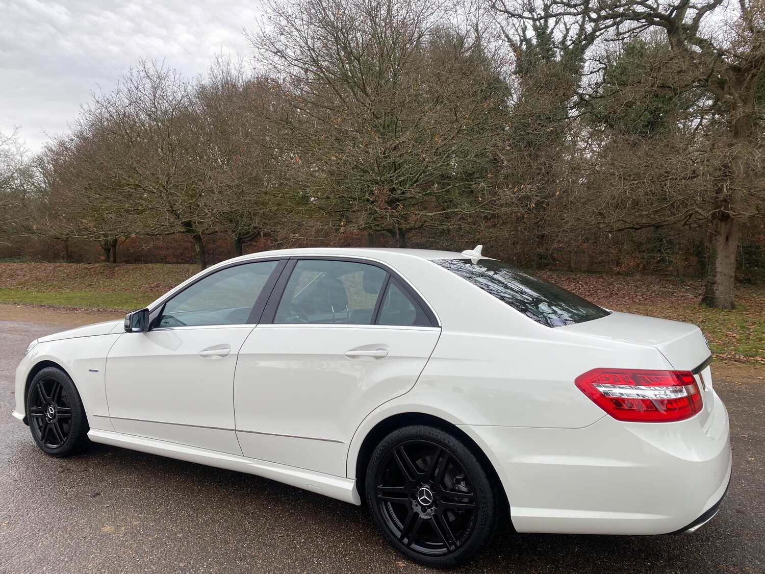 Used Mercedes-Benz E Class 2012 for sale - 76888939: Photo 73