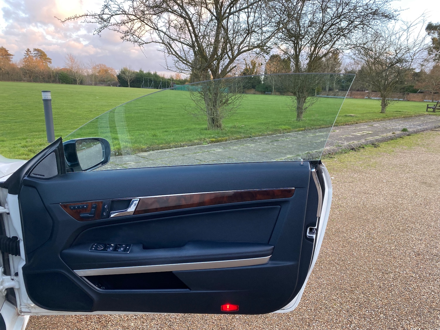 Used Mercedes-Benz E Class 2009 for sale - 77180016: Photo 10