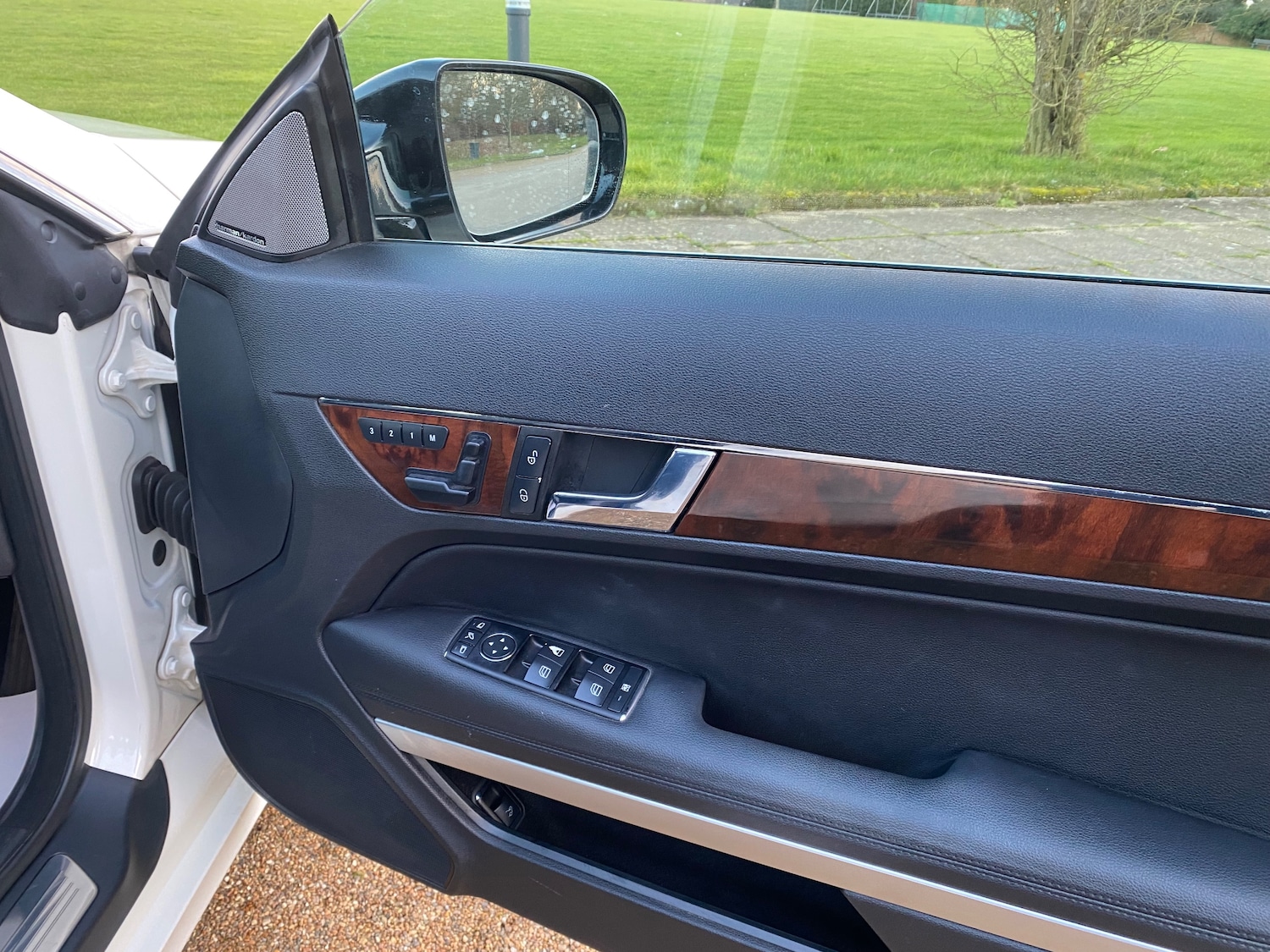 Used Mercedes-Benz E Class 2009 for sale - 77180016: Photo 22