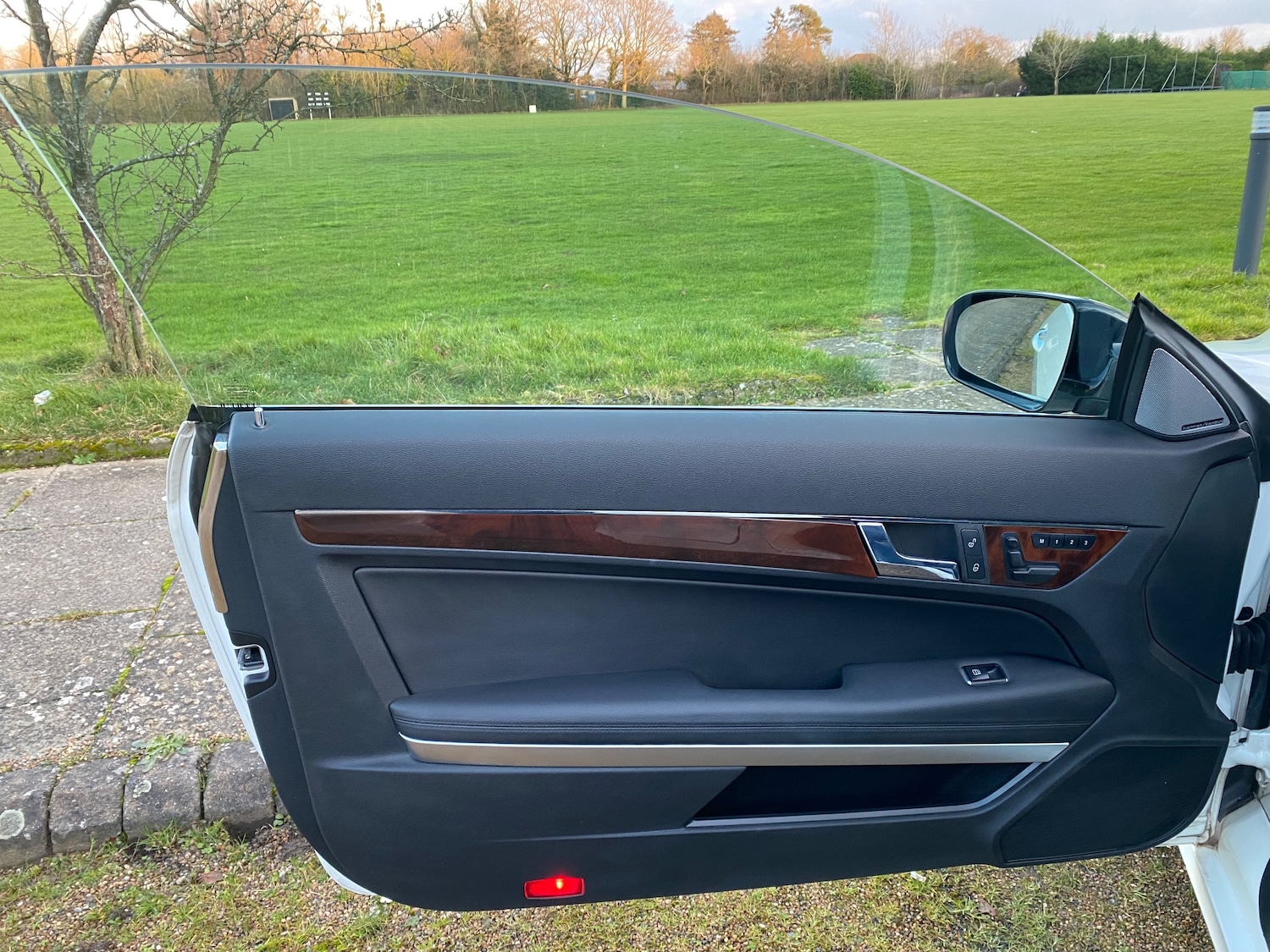 Used Mercedes-Benz E Class 2009 for sale - 77180016: Photo 34