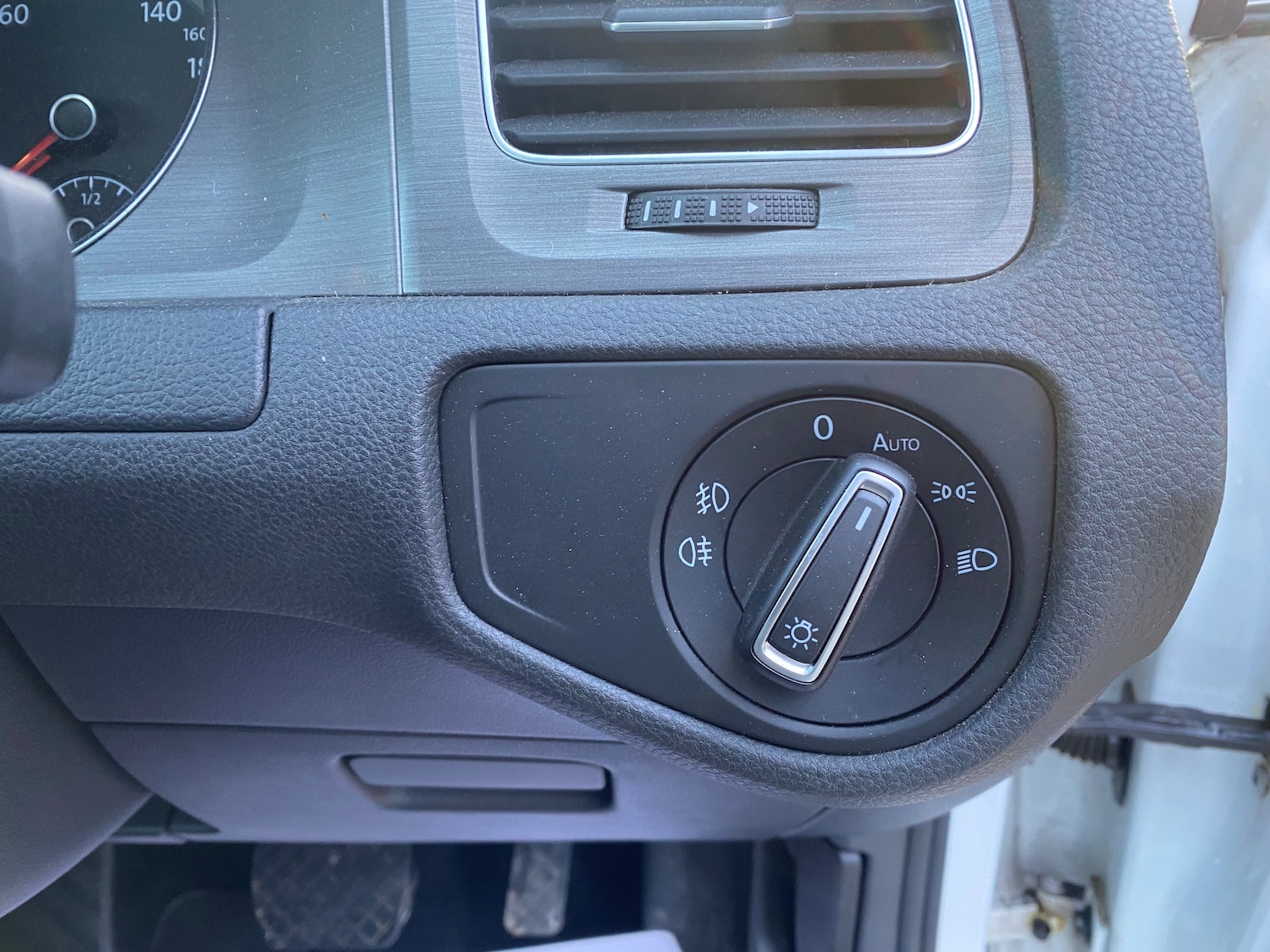 Used Volkswagen Golf 2013 for sale - 77165826: Photo 29