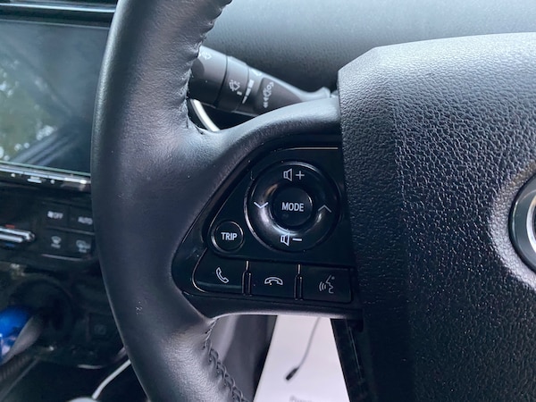 Used Toyota Prius 2020 for sale - 73708932: Photo 13