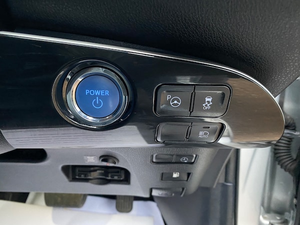 Used Toyota Prius 2020 for sale - 73708932: Photo 15