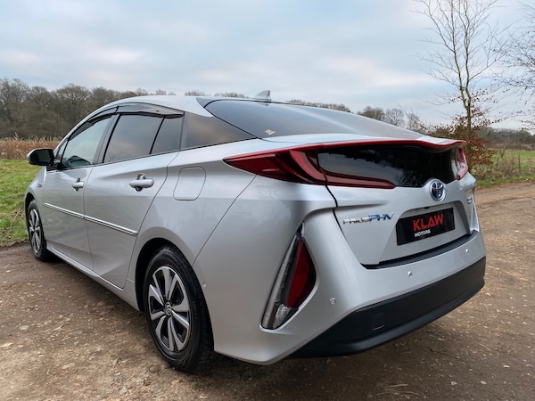 Used Toyota Prius 2020 for sale - 73708932: Photo 48