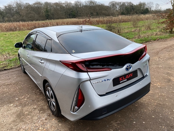 Used Toyota Prius 2020 for sale - 73708932: Photo 6