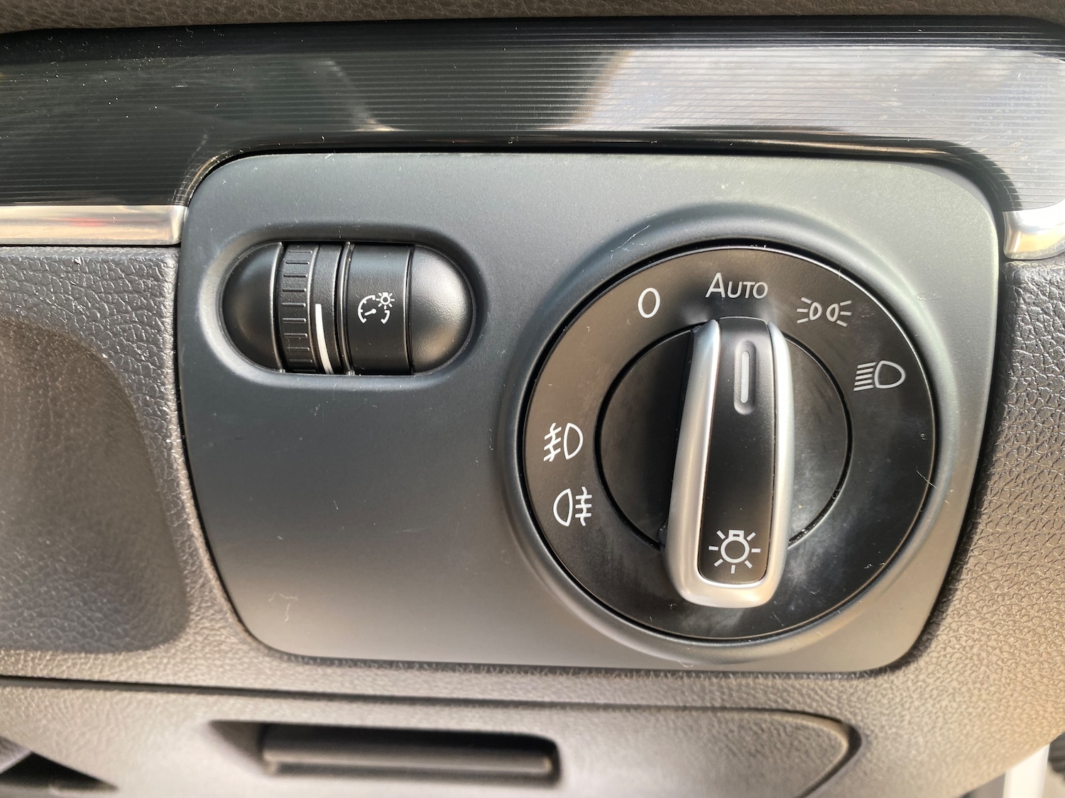 Used Volkswagen Golf 2013 for sale - 77211697: Photo 23