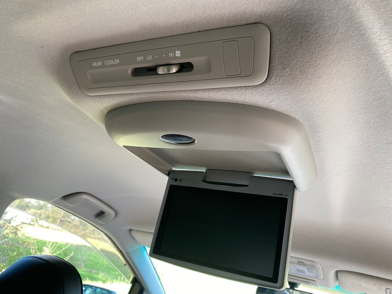 Used Toyota Estima 2009 for sale - 77125239: Photo 15