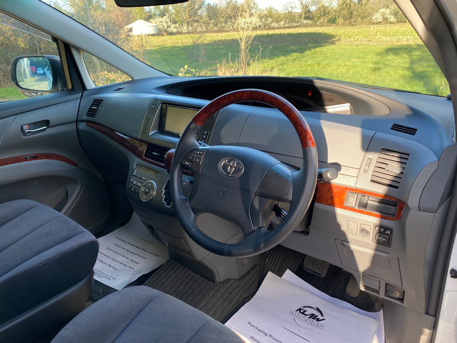 Used Toyota Estima 2010 for sale - 77125237: Photo 11