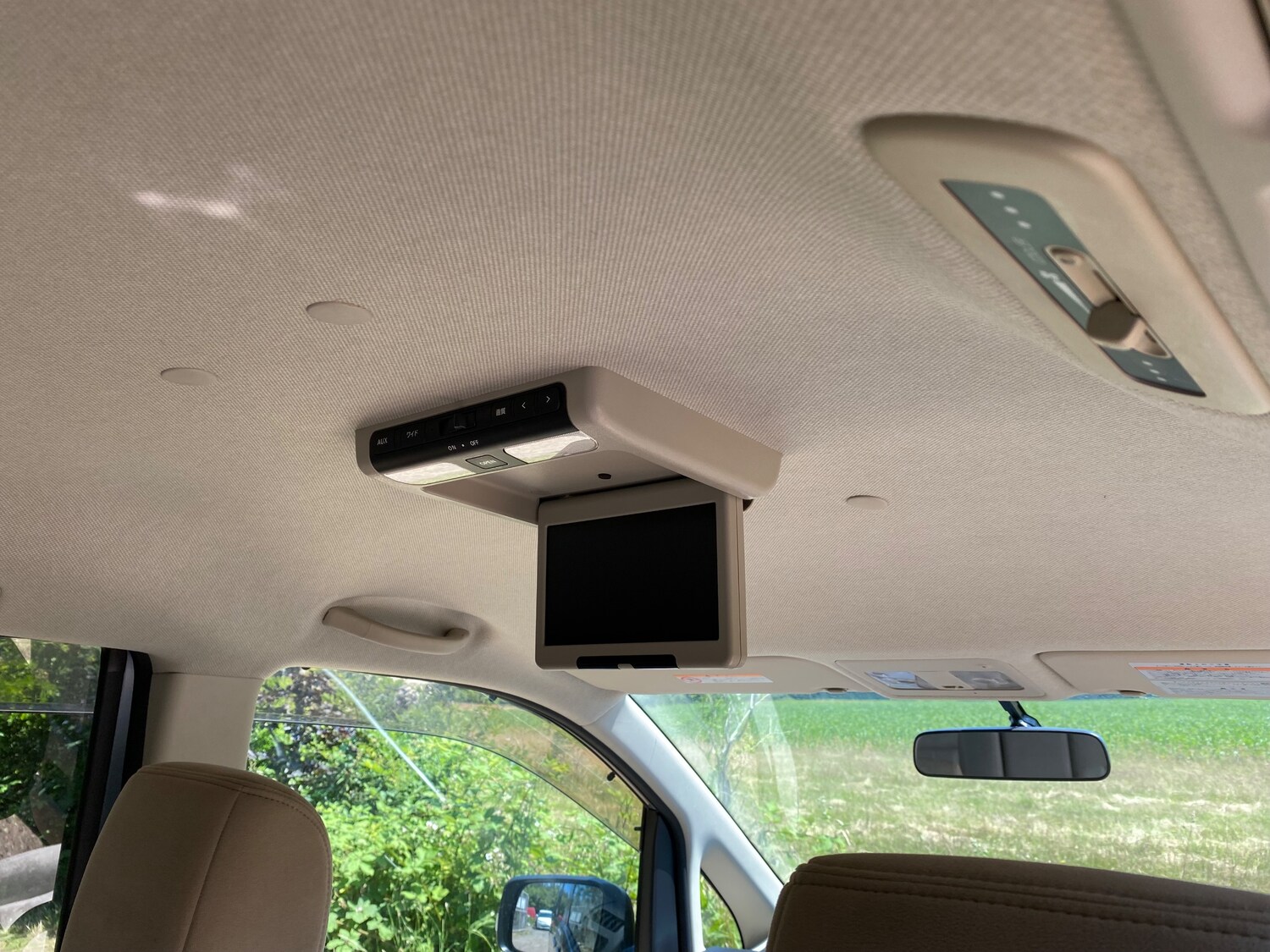 Used Nissan Serena 2008 for sale - 76100256: Photo 18