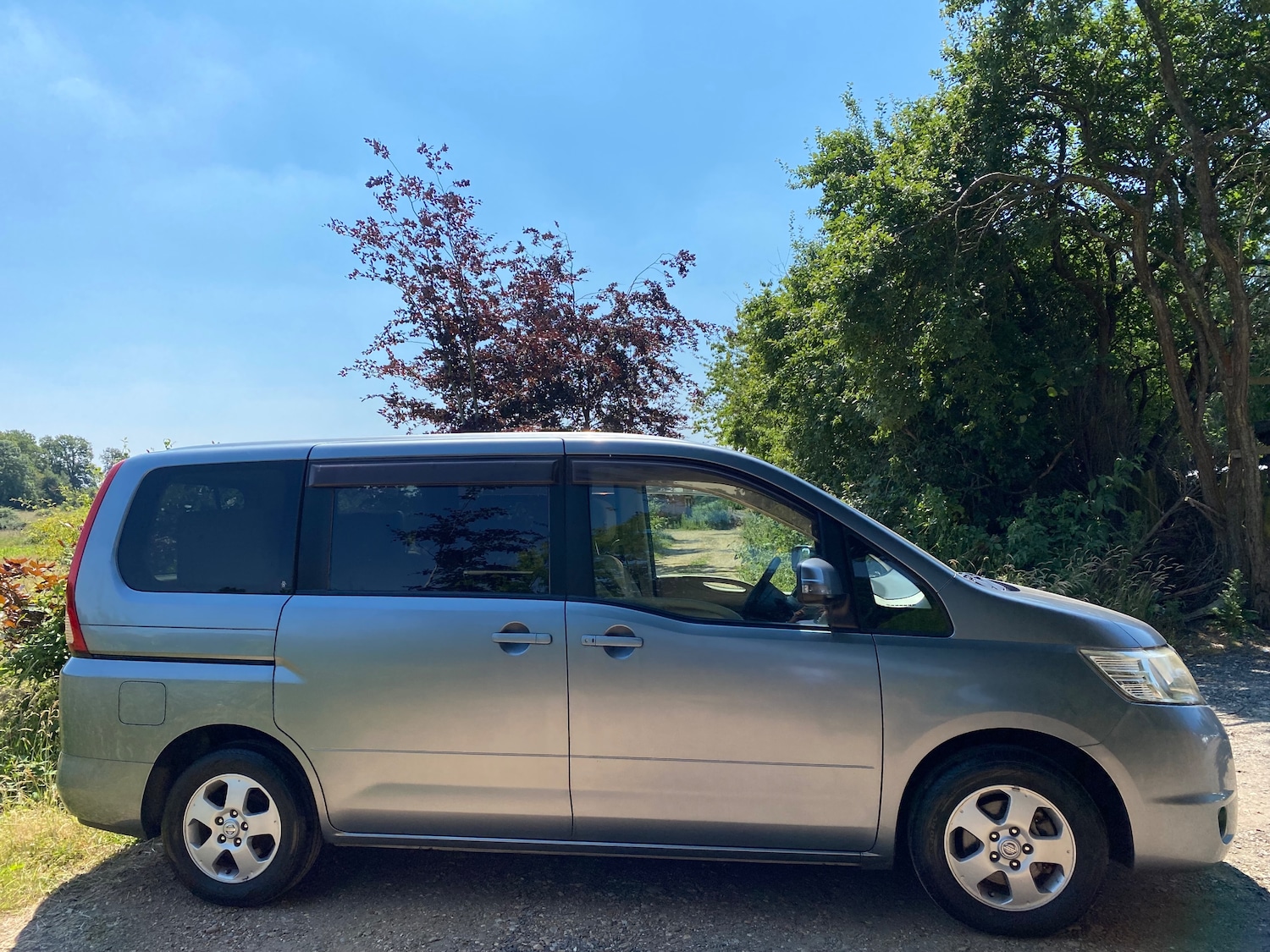 Used Nissan Serena 2008 for sale - 76100256: Photo 3