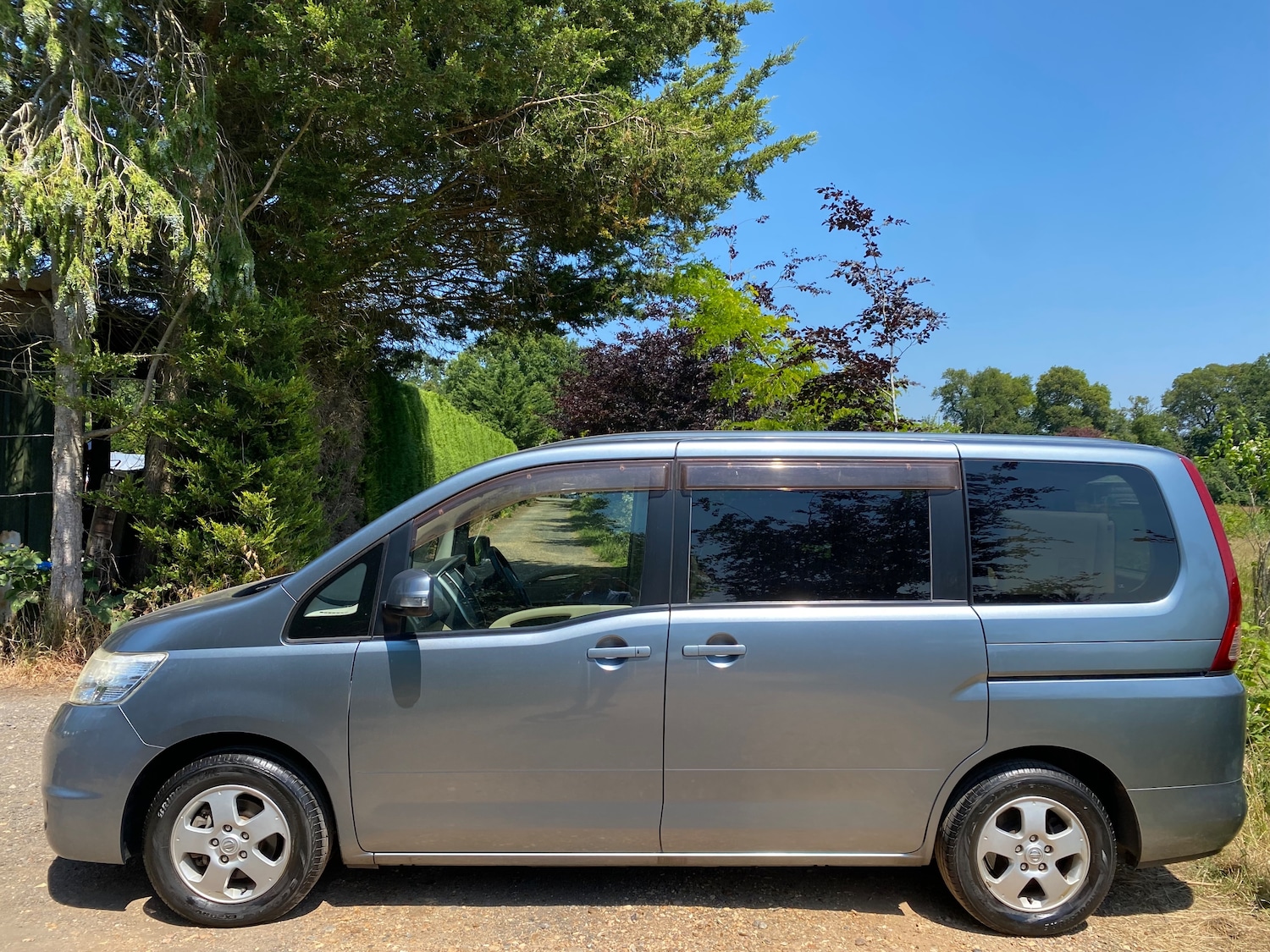 Used Nissan Serena 2008 for sale - 76100256: Photo 32