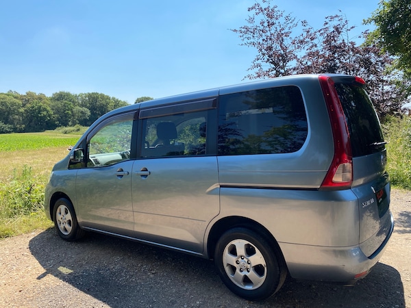Used Nissan Serena 2008 for sale - 76100256: Photo 35