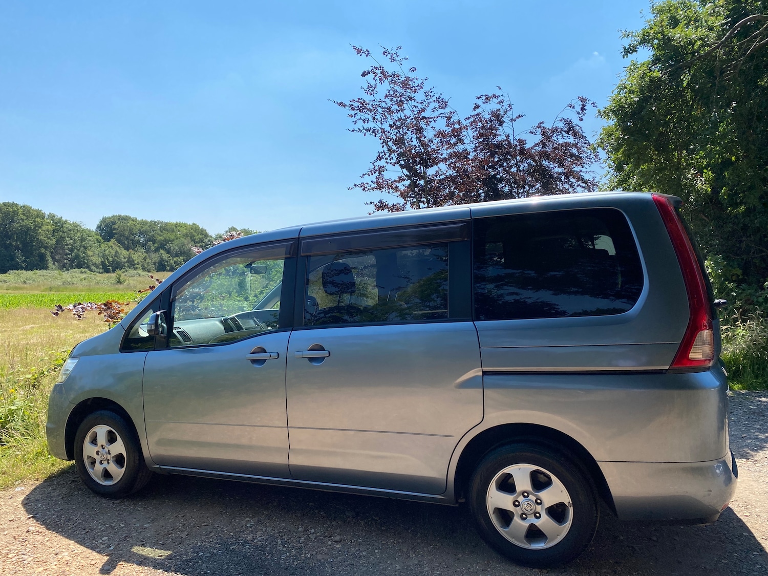 Used Nissan Serena 2008 for sale - 76100256: Photo 36