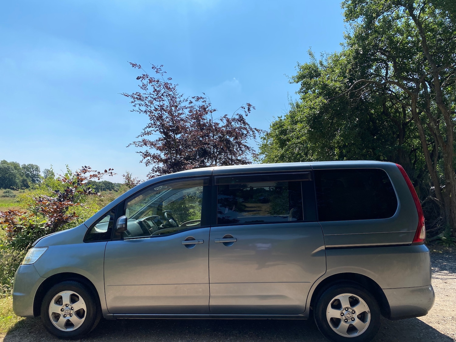 Used Nissan Serena 2008 for sale - 76100256: Photo 37