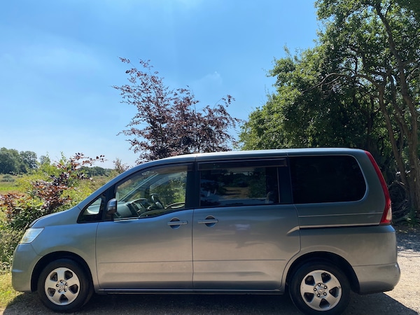 Used Nissan Serena 2008 for sale - 76100256: Photo 37