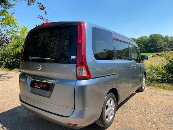 Used Nissan Serena 2008 for sale - 76100256: Photo 9