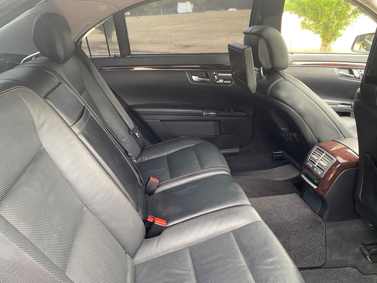 Used Mercedes-Benz S Class 2011 for sale - 75660760: Photo 61