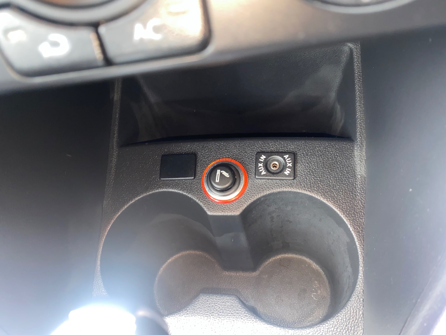 Used Volkswagen Polo 2012 for sale - 76934250: Photo 38