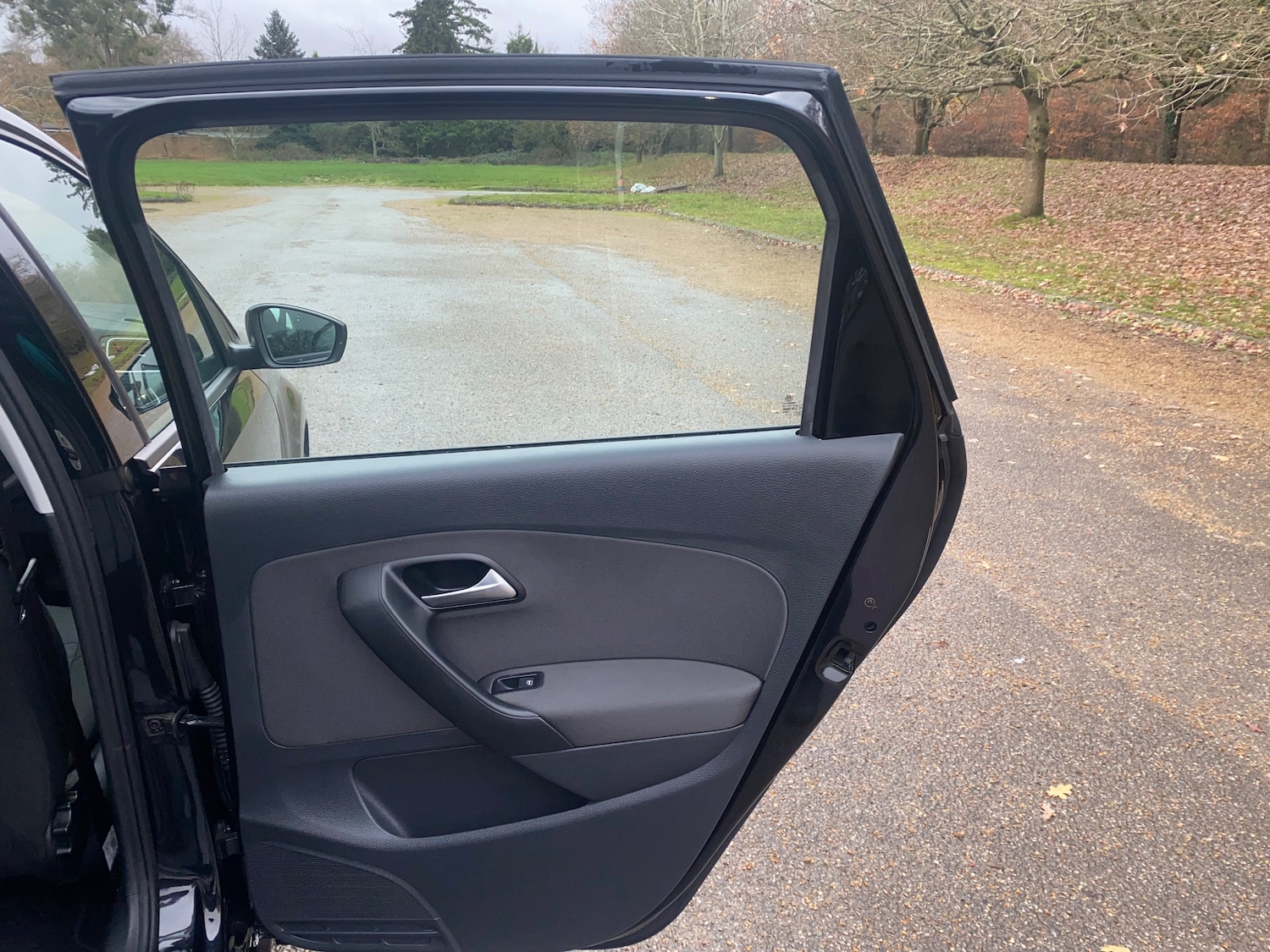 Used Volkswagen Polo 2012 for sale - 76934250: Photo 42