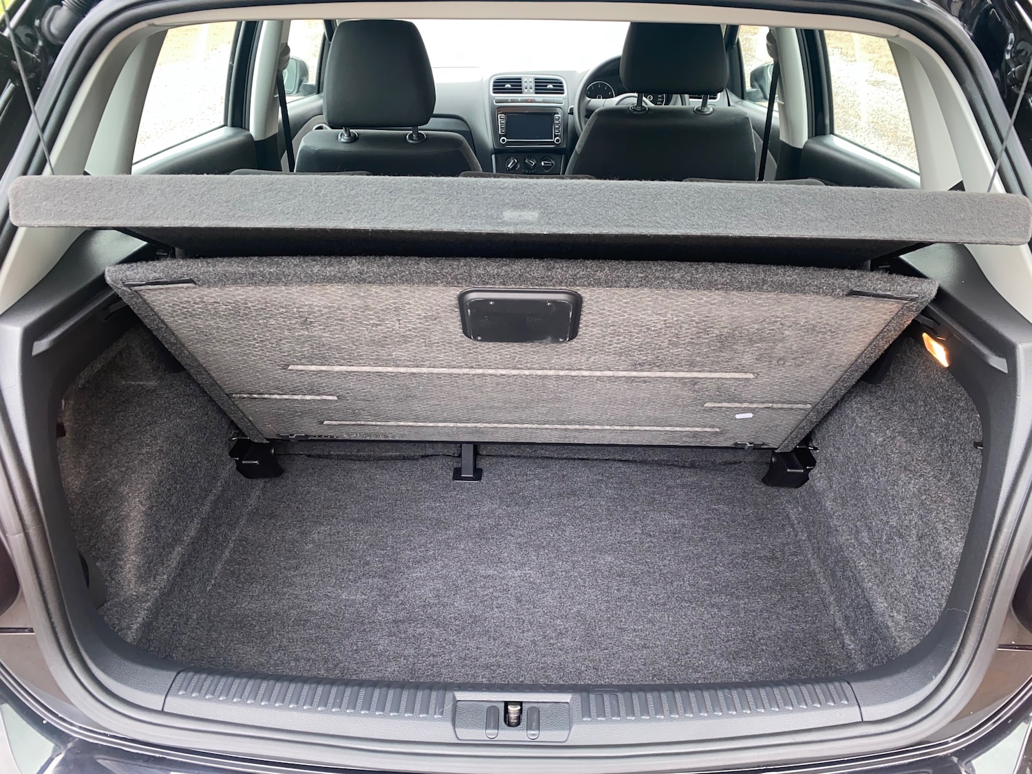 Used Volkswagen Polo 2012 for sale - 76934250: Photo 44