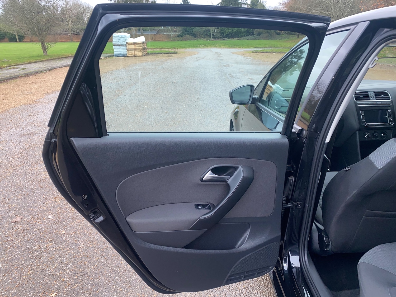 Used Volkswagen Polo 2012 for sale - 76934250: Photo 45