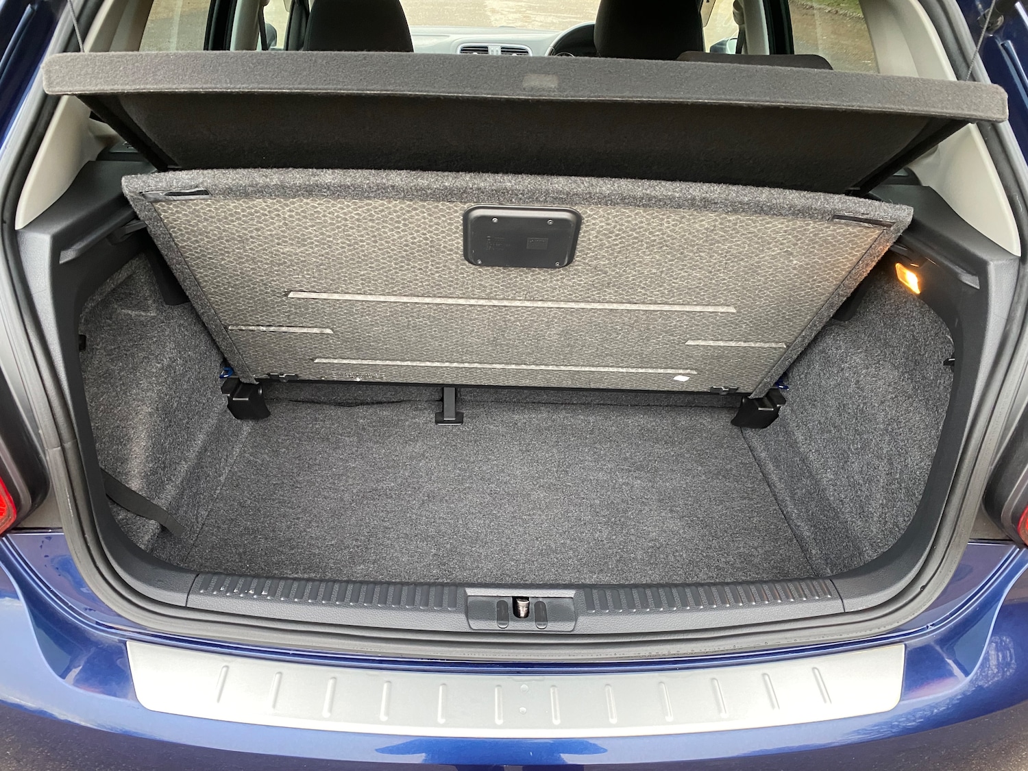 Used Volkswagen Polo 2012 for sale - 76856586: Photo 28