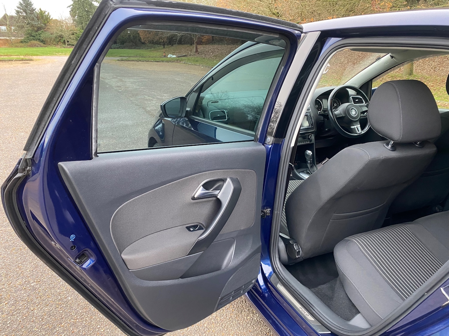 Used Volkswagen Polo 2012 for sale - 76856586: Photo 37