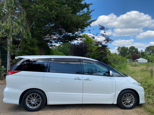 Used Toyota Estima 2010 for sale - 71473210: Photo 10