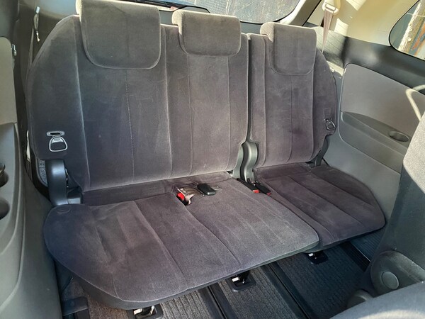 Used Toyota Estima 2010 for sale - 71473210: Photo 19