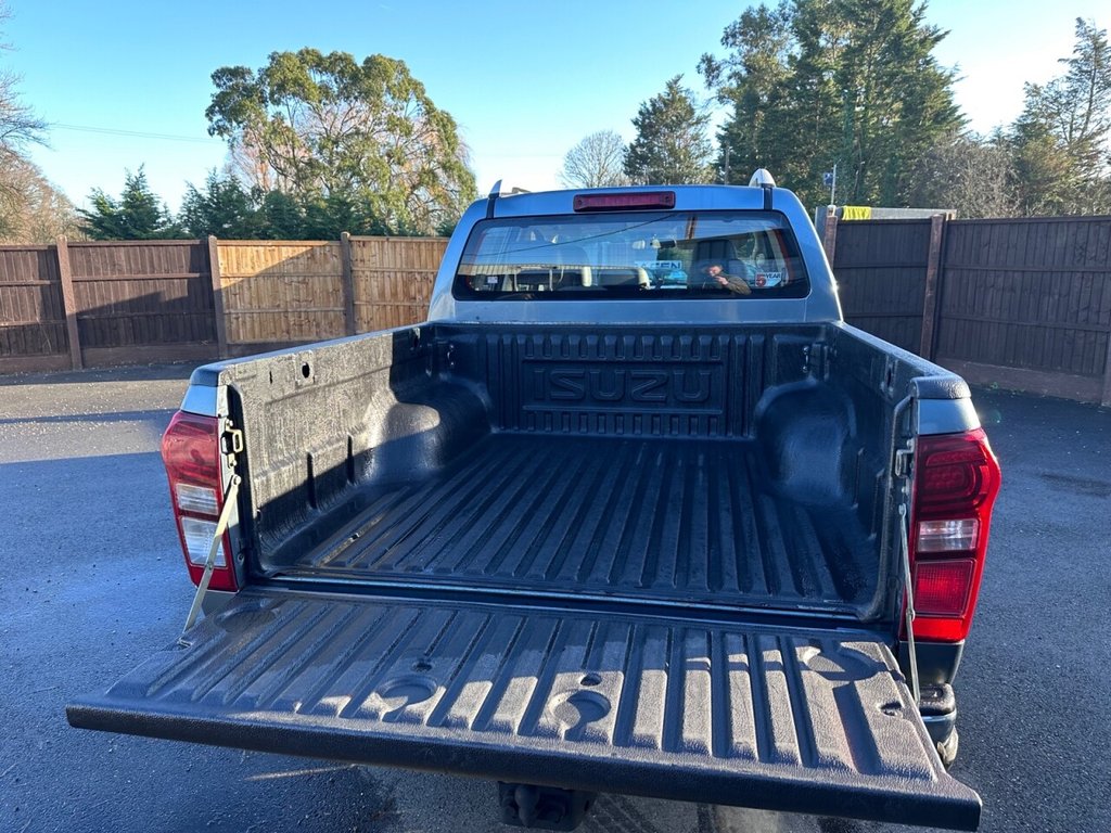 Used Isuzu D-Max 2015 for sale - 76941630: Photo 15