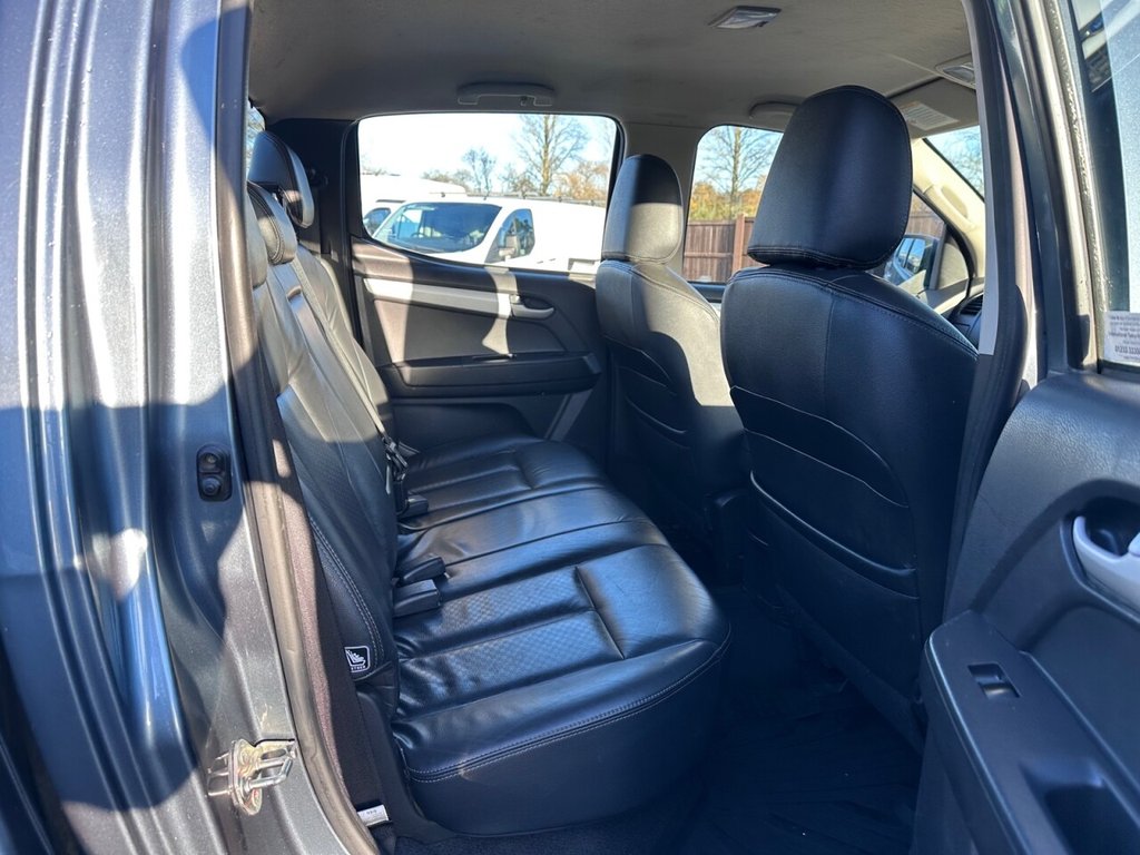 Used Isuzu D-Max 2015 for sale - 76941630: Photo 16