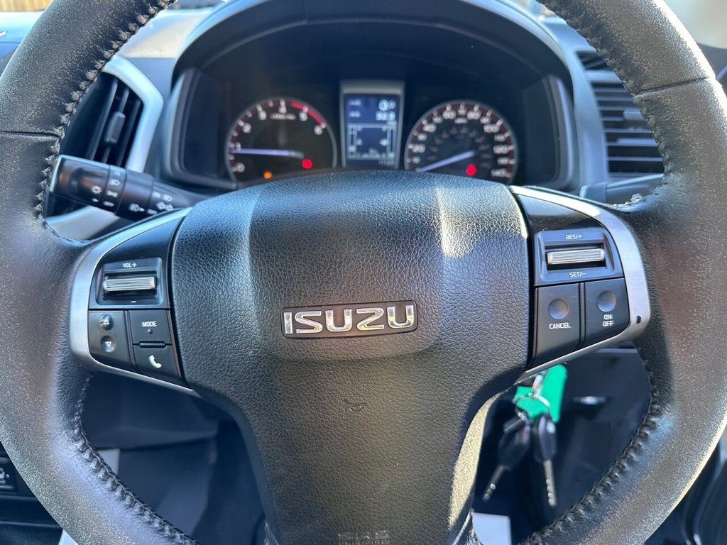 Used Isuzu D-Max 2015 for sale - 76941630: Photo 26