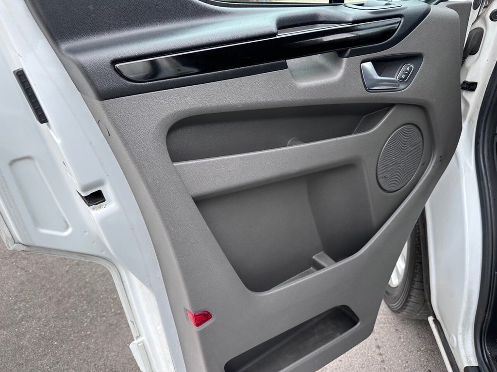 Used Ford Transit Custom 2019 for sale - 76147315: Photo 17