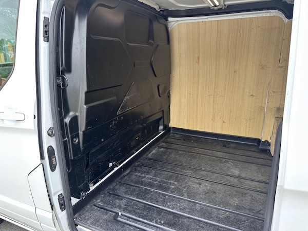 Used Ford Transit Custom 2022 for sale - 75642038: Photo 19