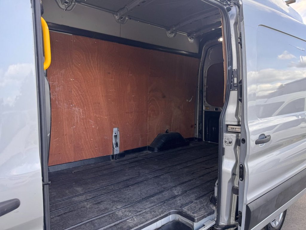 Used Ford Transit 2020 for sale - 76395946: Photo 12