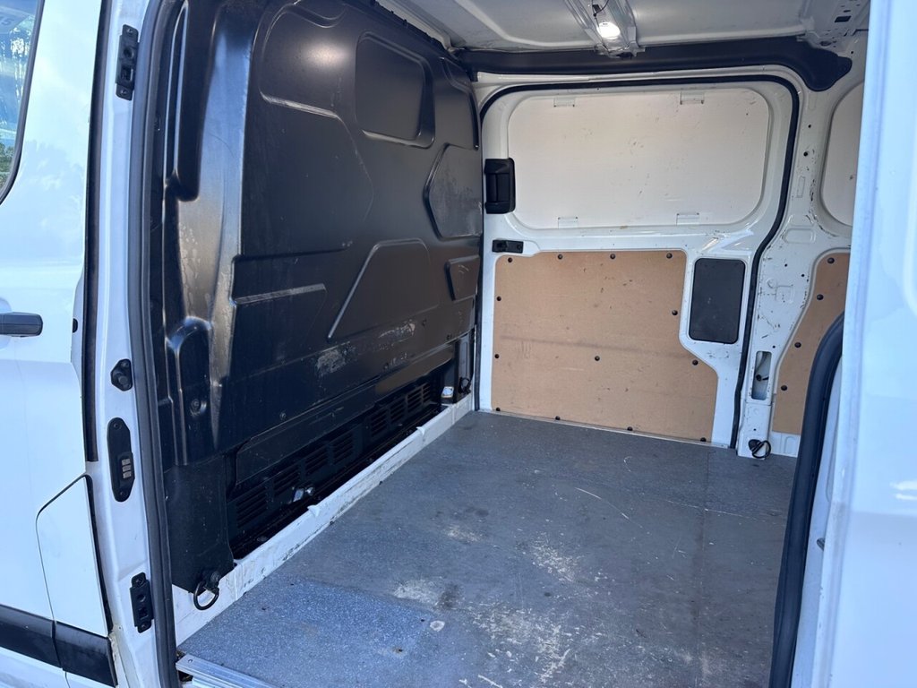 Used Ford Transit Custom 2018 for sale - 76783539: Photo 18