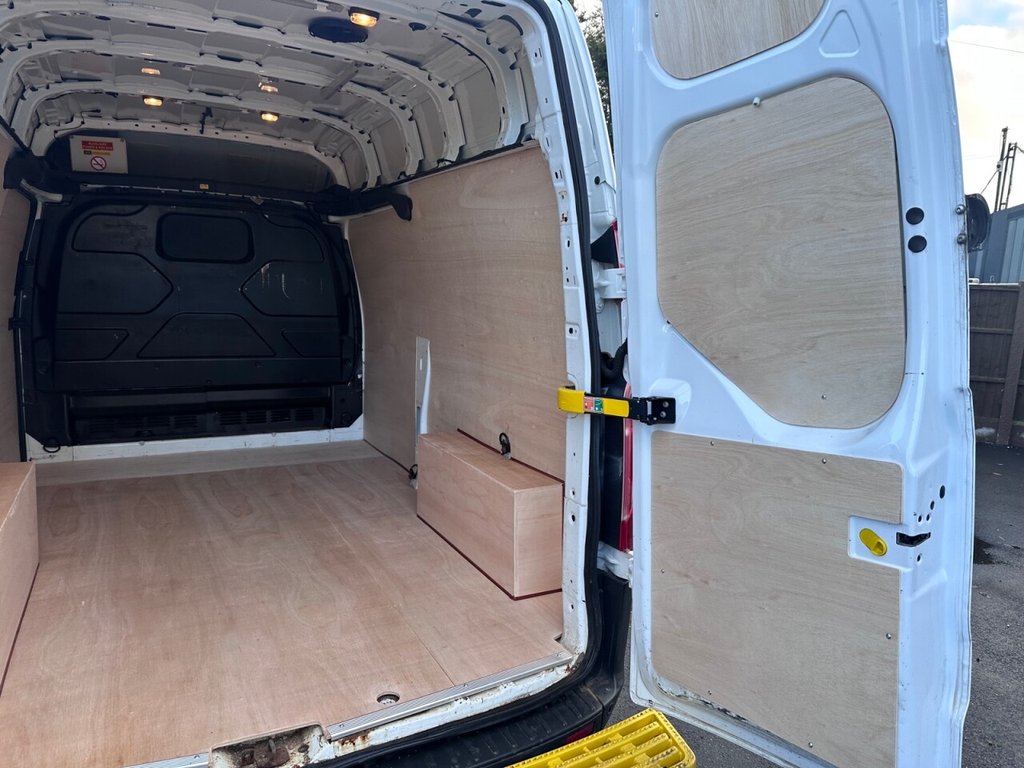 Used Ford Transit Custom 2015 for sale - 77210304: Photo 31